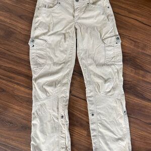 Kuhl Women's Straight Leg Cargo Pants in Khaki